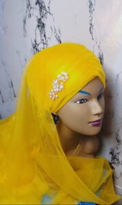 Turban de marié jaune or + son voile